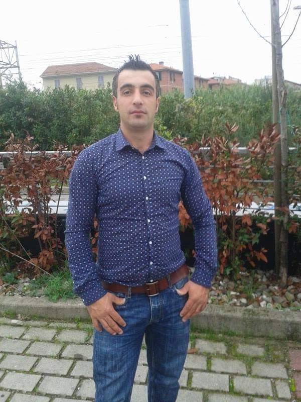 GAY TARANTO ANNUNCI CERCO GAY CUNEO INCONTRI GAY PARMA VETRINA ROSSA FIRENZE