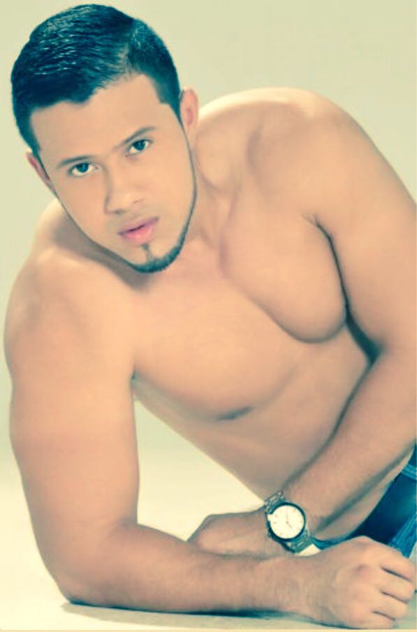 spogliarellista cagliari massaggi gay roma spogliarellista cagliari massaggi gay roma
