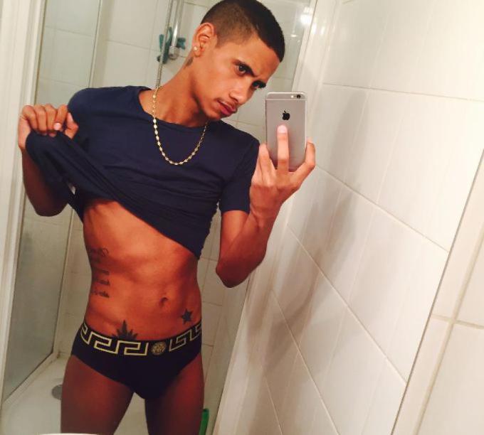 Vetrina rossa trieste video massaggi gay Escort gay pisa chiamami annunci novara
