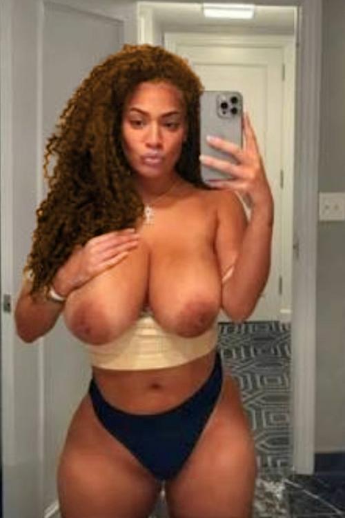 Foto — AMANDA BELLA MASSAGGIATRICE 32ENNE ASSAI GODERECCIA....